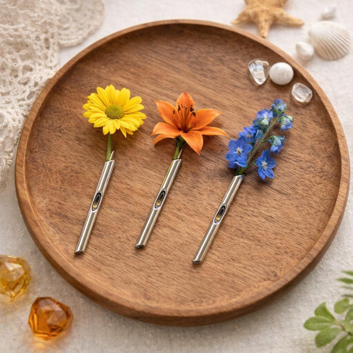 A Nature-Inspired Brooch - Every Petal Creates a New Look, Minimalist Flower Holder Brooch for Weddings & Daily Wear